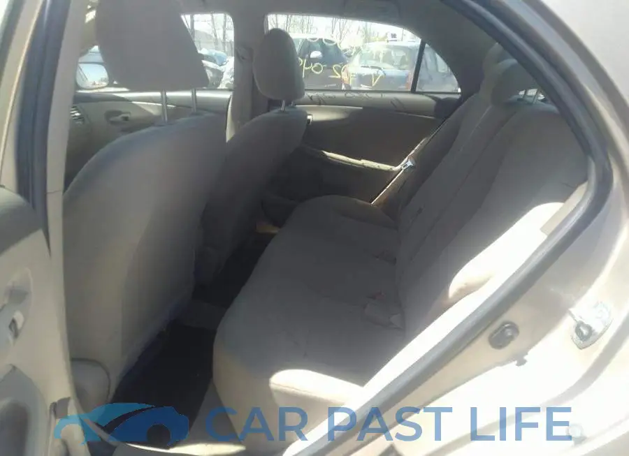 2T1BU4EE0AC402049# 8