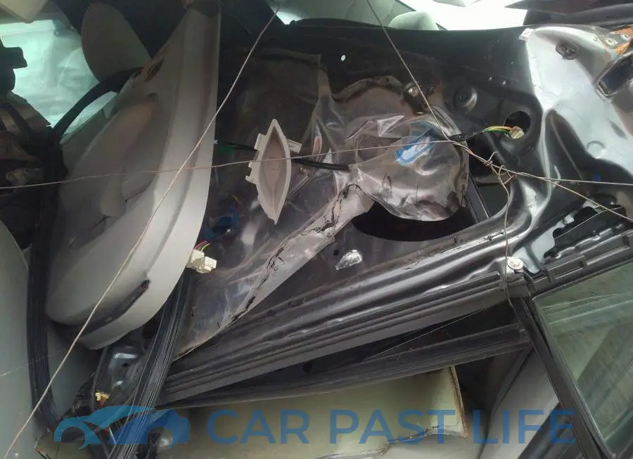 2T1BU4EE2AC414994# 8