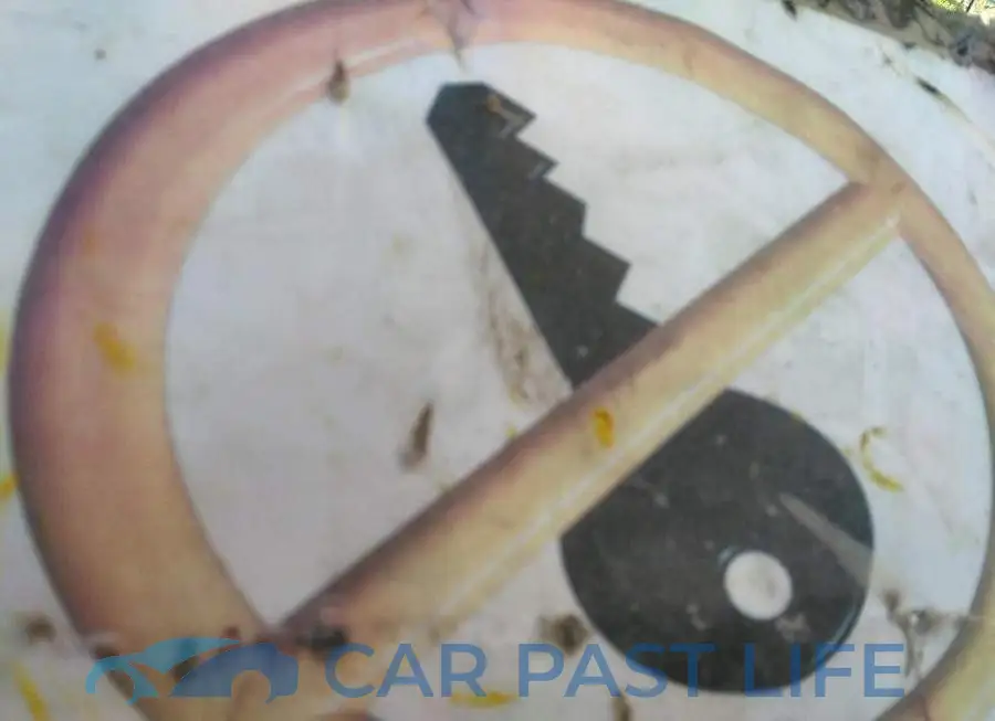 2T1BU4EE4AC238577# 11