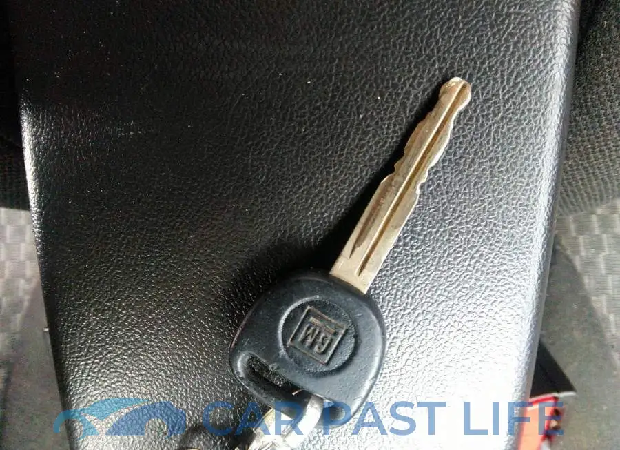 1GTDT19E298128011# 11