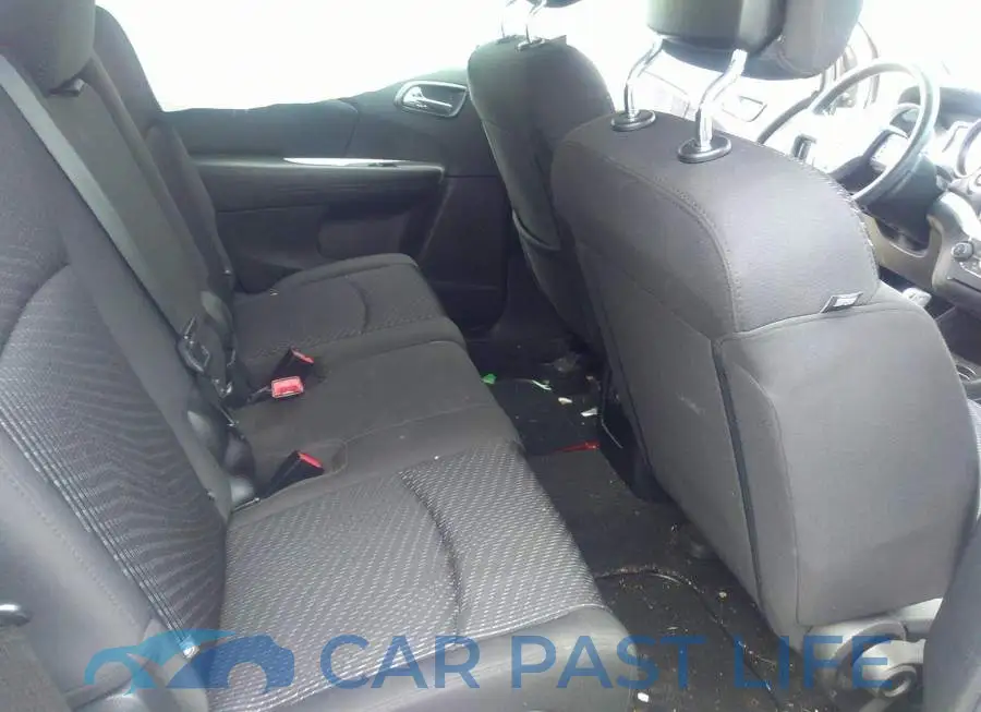 3C4PDCAB3HT528389# 8