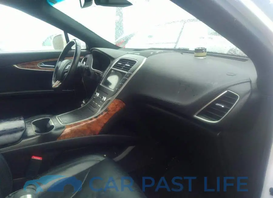 2LMPJ8LP2HBL11779# 5