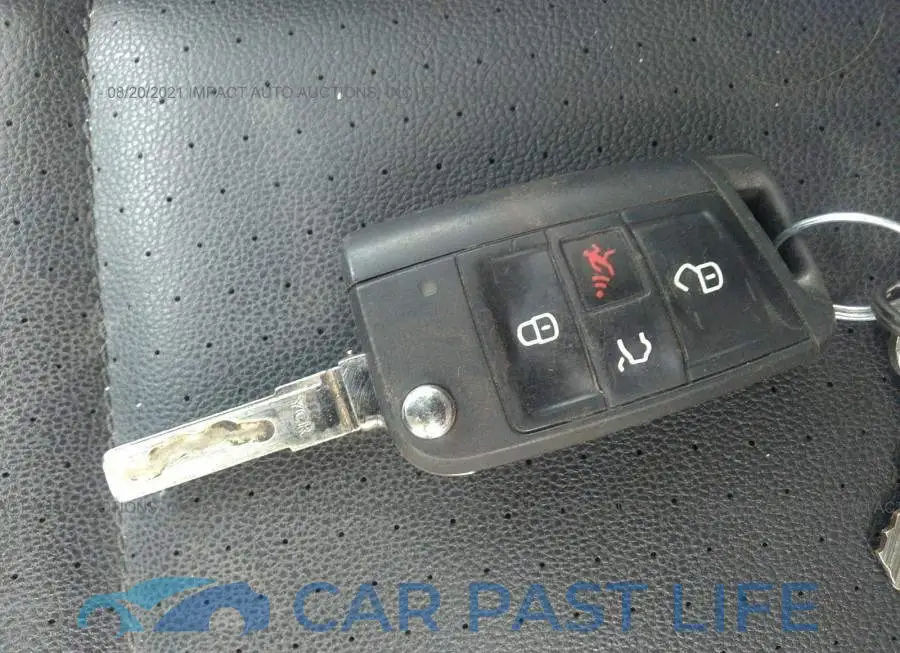 3VW217AU2FM086107# 11