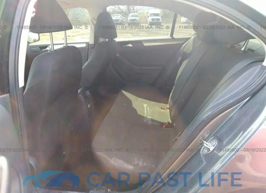 3VW2K7AJ0FM334258# 8