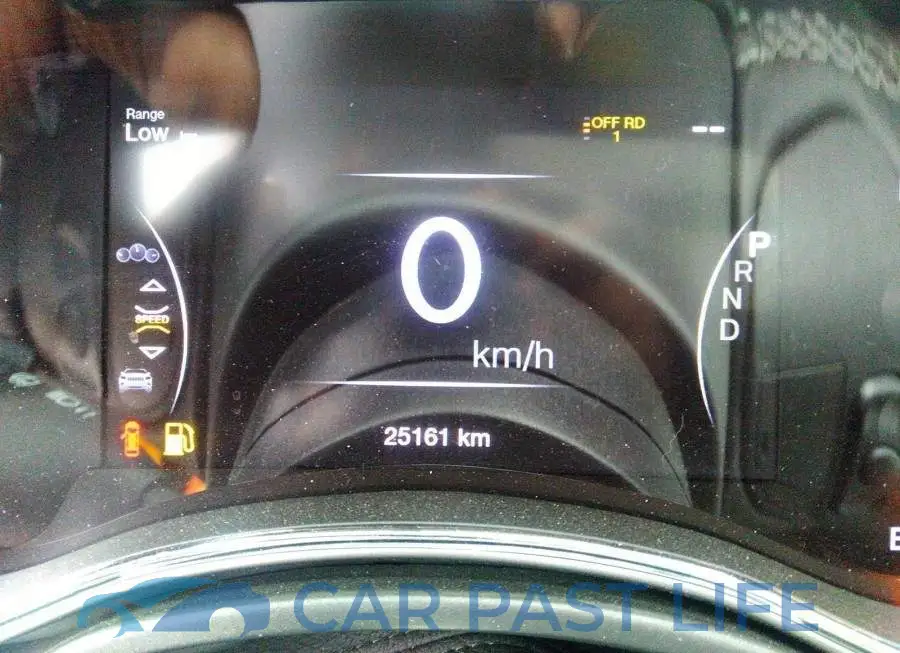 1C4RJFCT2LC164883# 7