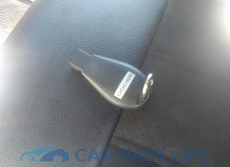 2C4RDGBG8KR729094# 11