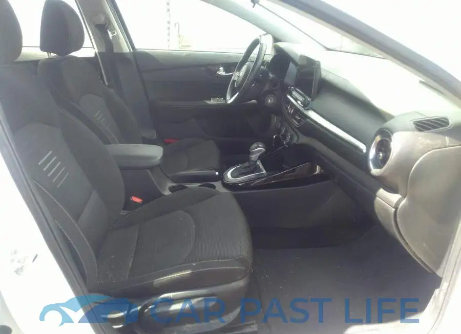 3KPF54AD5KE129950# 5