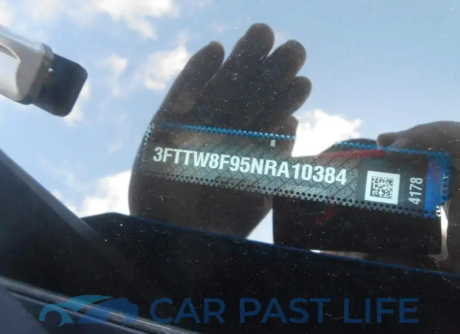 3FTTW8F95NRA10384# 9