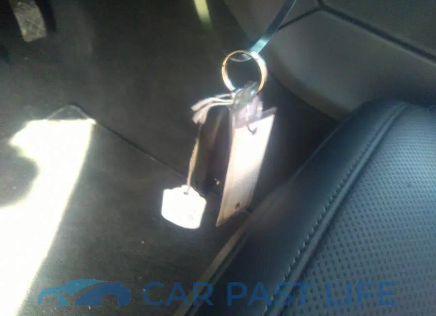 WP1AA2A56MLB17009# 11