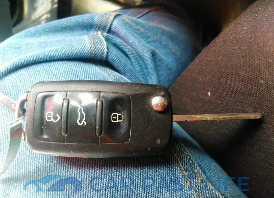 3VW1K7AJ6FM349195# 11