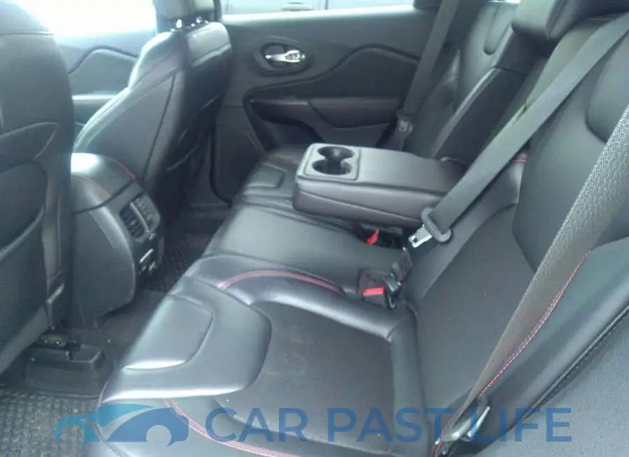 1C4PJMBX5LD576810# 8