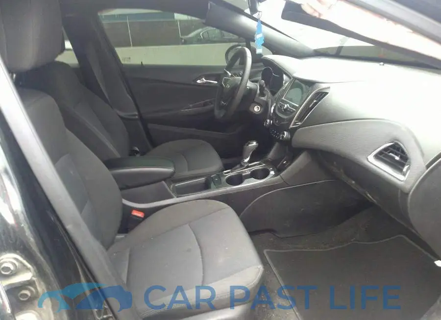 1G1BE5SM8J7163567# 5