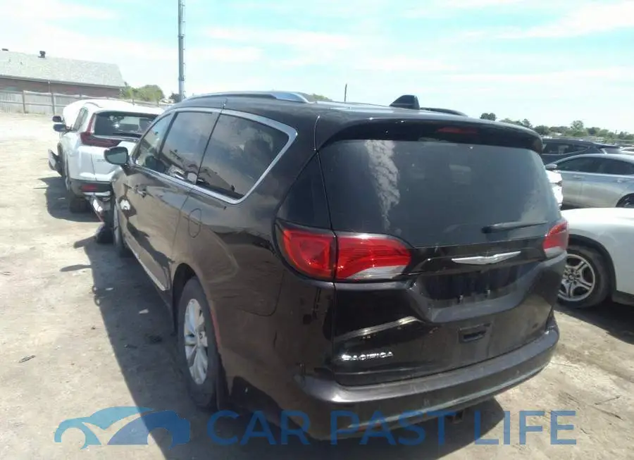 2C4RC1EG4JR102970# 3