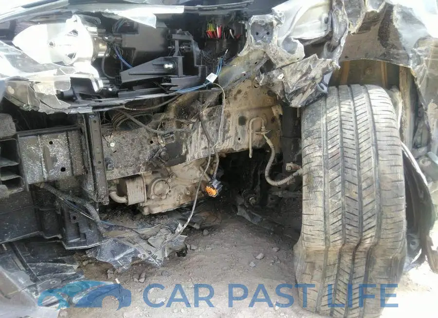 3KPF24AD9ME366002# 6