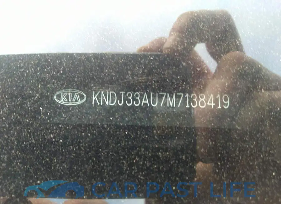 KNDJ33AU7M7138419# 9