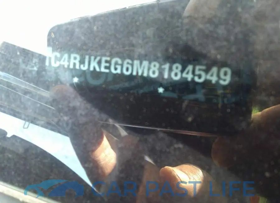 1C4RJKEG6M8184549# 9