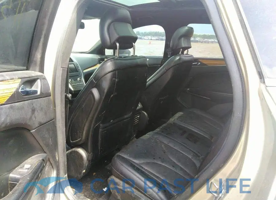 5LMCJ2A95FUJ04710# 8