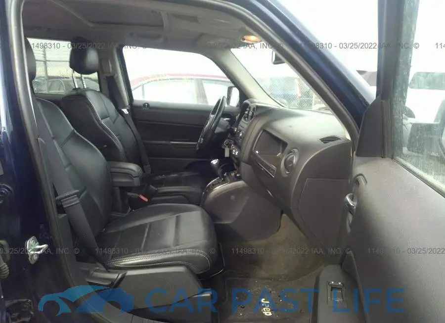 1C4NJRAB3HD125702# 5