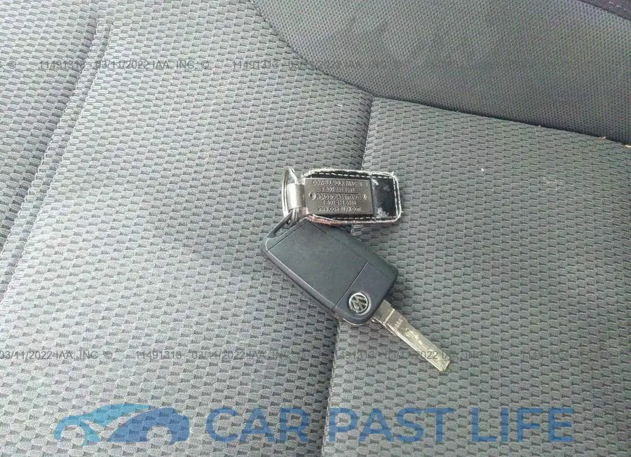 3VW2A7AU3FM030788# 11