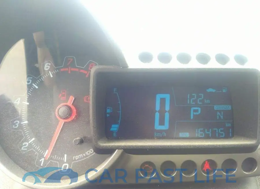 1G1JA5EH8C4135925# 7