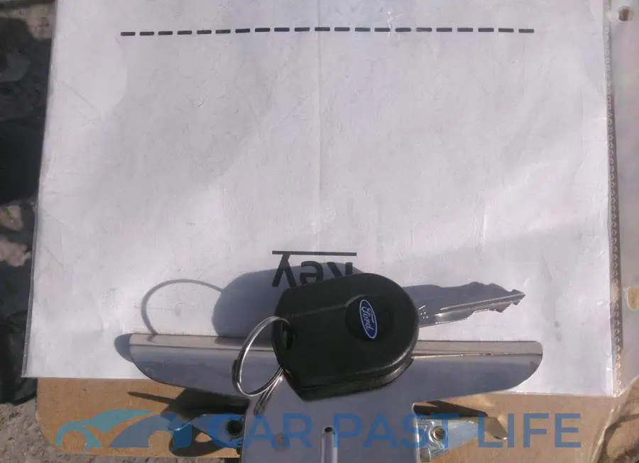 1FAHP2HW8BG111706# 11