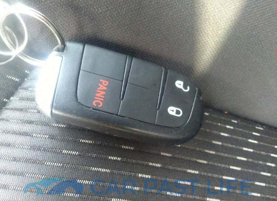 3C4PDCAB8DT540421# 11