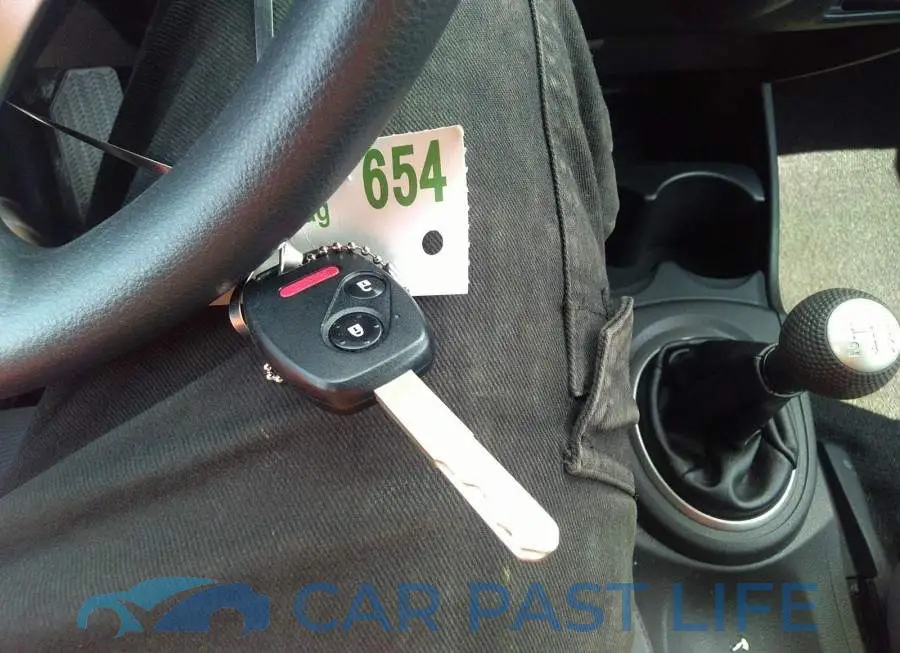 LUCGE8G51D3008138# 11