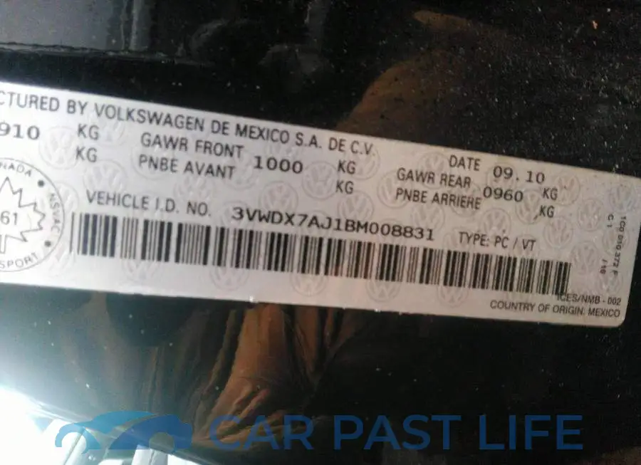3VWDX7AJ1BM008831# 9