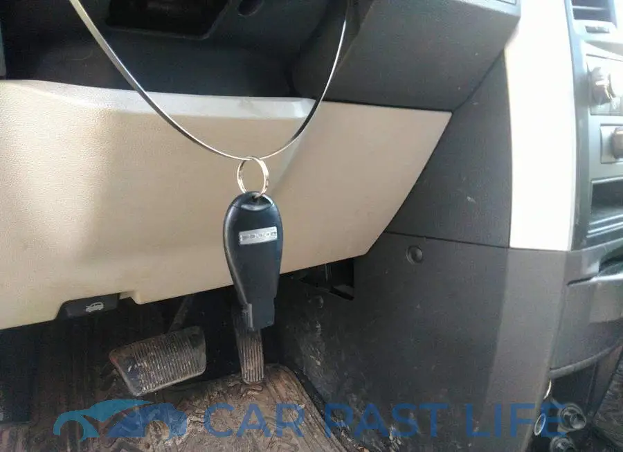 2D4RN4DE9AR378074# 11