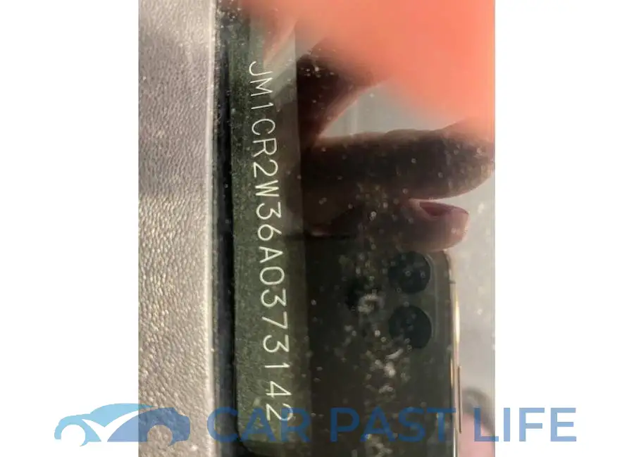 JM1CR2W36A0373142# 9