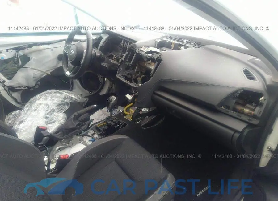 4S3GKAH6XJ3614870# 5