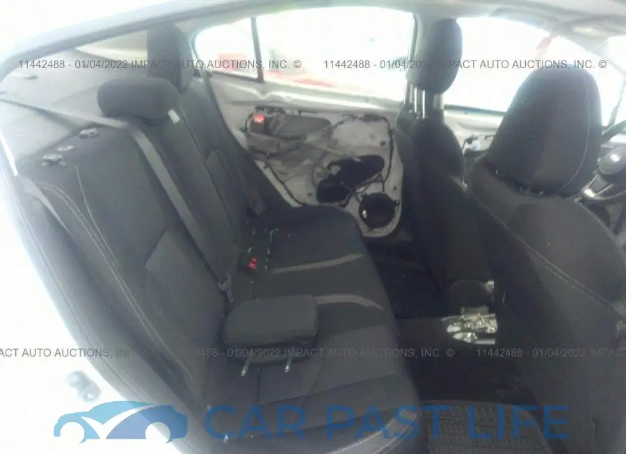 4S3GKAH6XJ3614870# 8