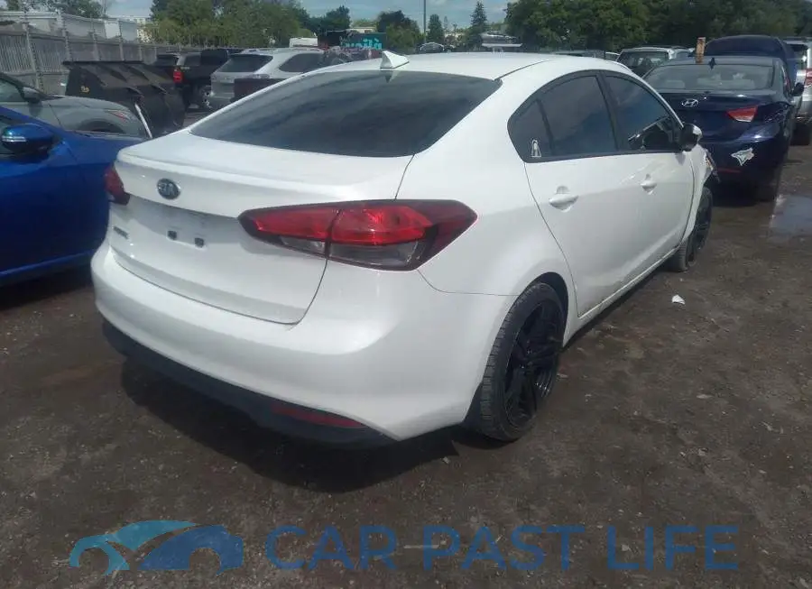 3KPFL4A71HE105623# 4
