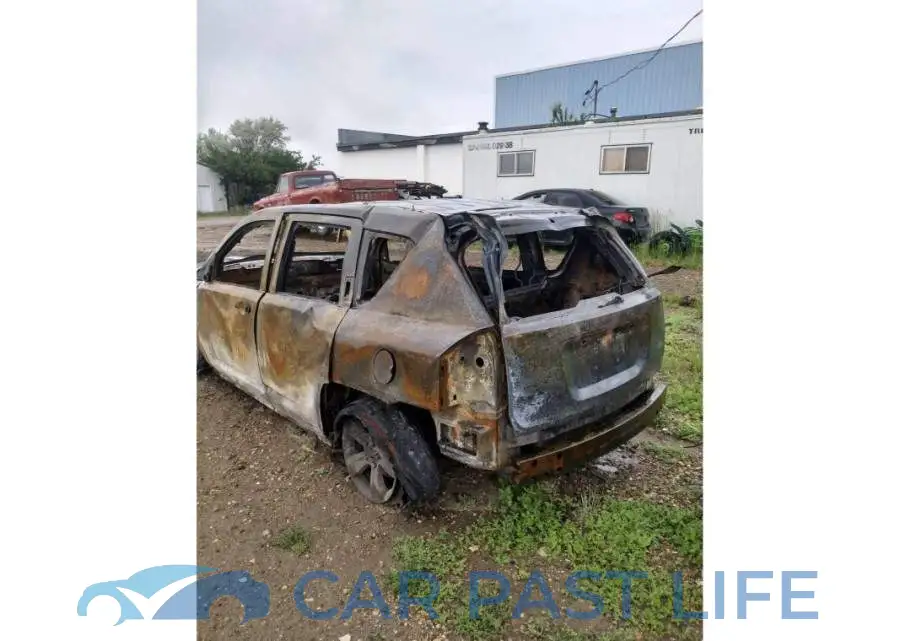 1C4NJDAB7HD197389# 2