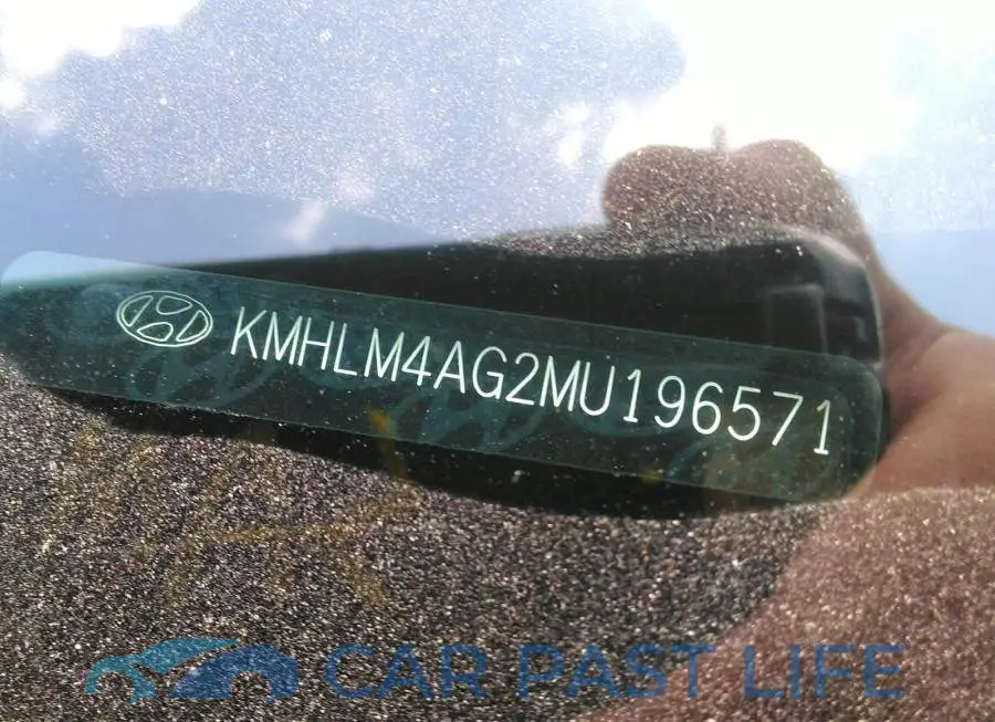 KMHLM4AG2MU196571# 9