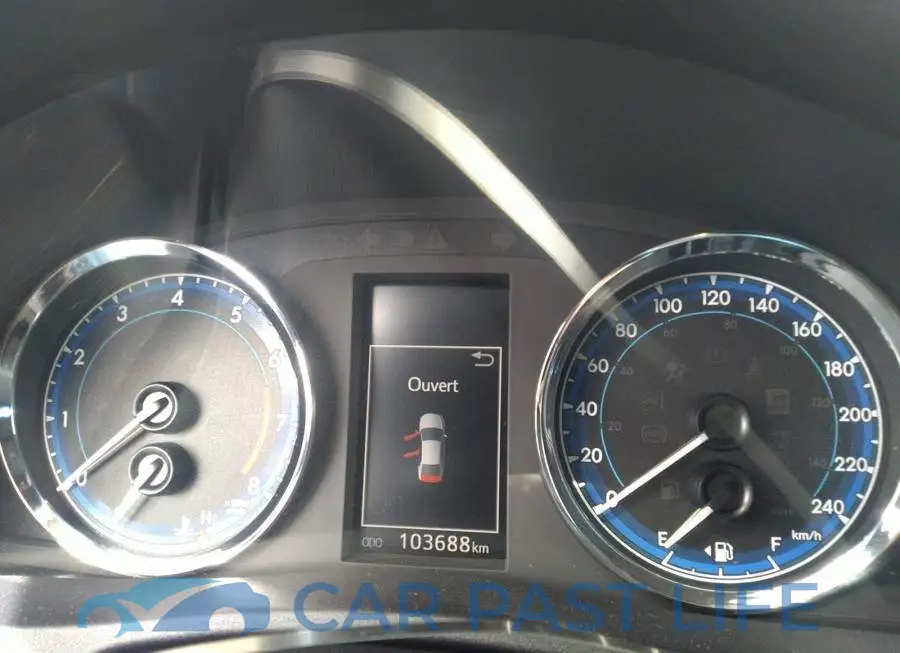 2T1BURHE9JC982071# 7