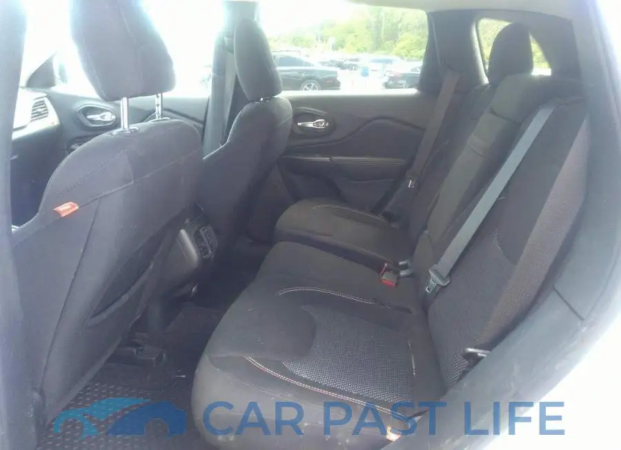 1C4PJMCS3HW581471# 8