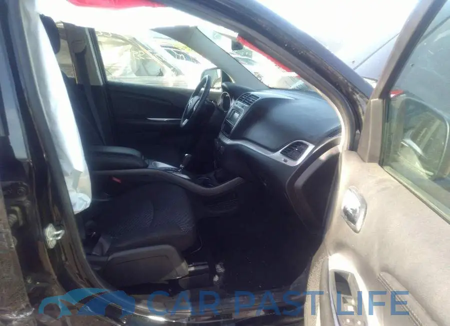 3C4PDCCBXGT207087# 5