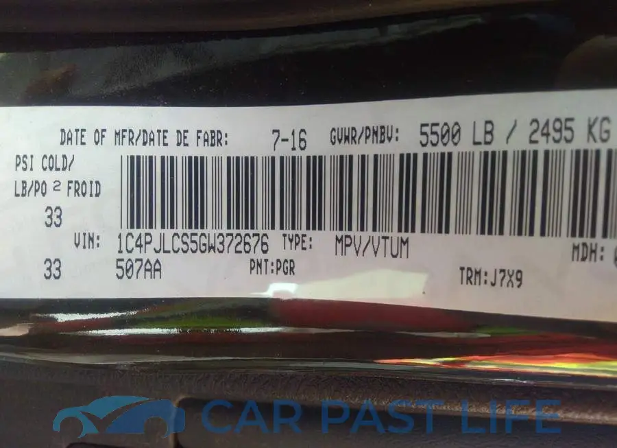 1C4PJLCS5GW372676# 9