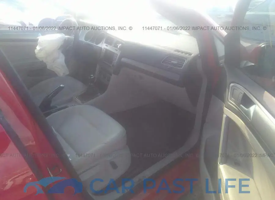 3VW117AU4GM010420# 5