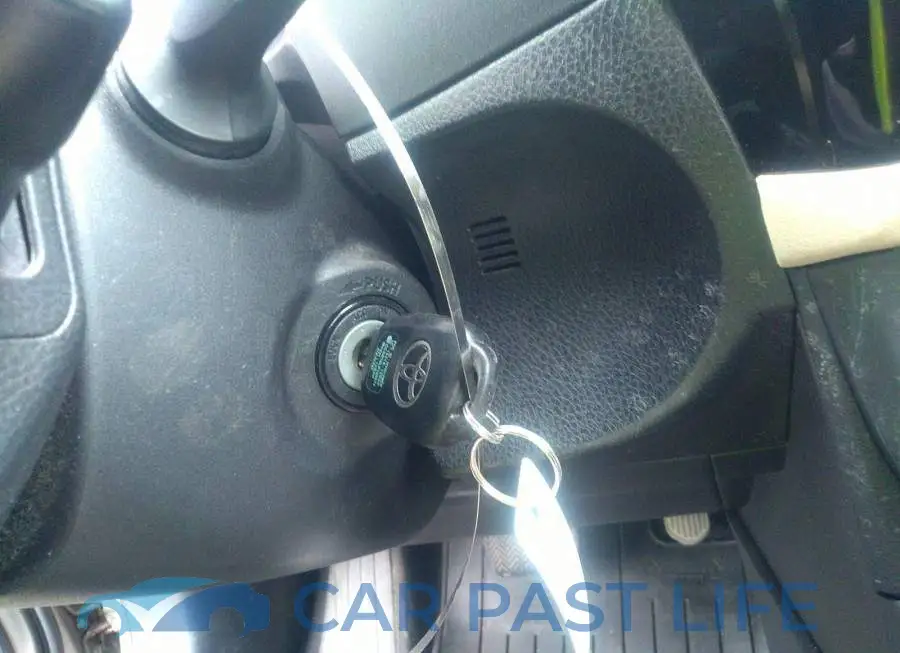 2T1BURHE6EC185329# 11