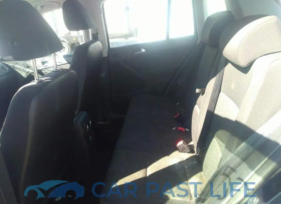WVGJV3AX1EW588719# 8