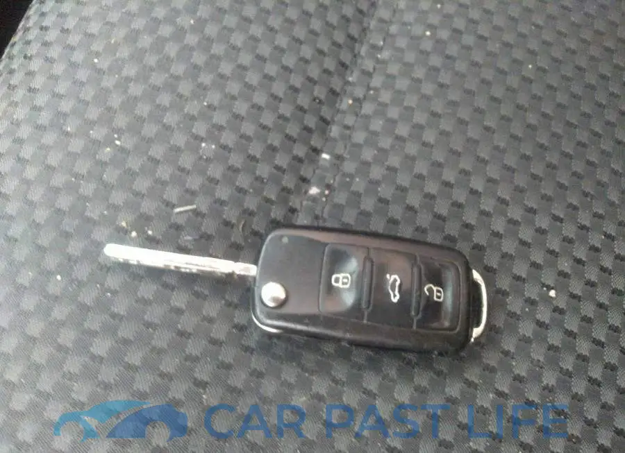 3VW2K7AJ6DM358920# 11