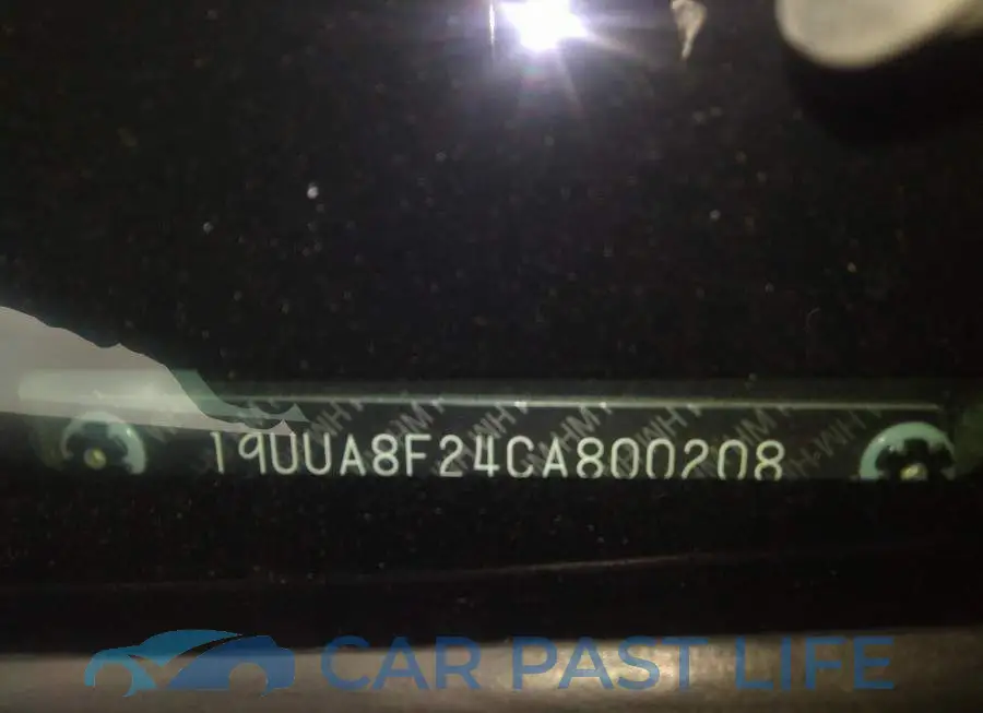 19UUA8F24CA800208# 9