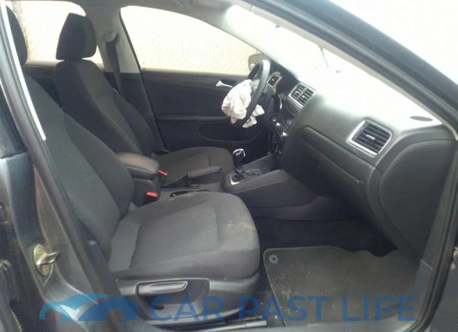 3VW2K7AJ6DM358920# 5