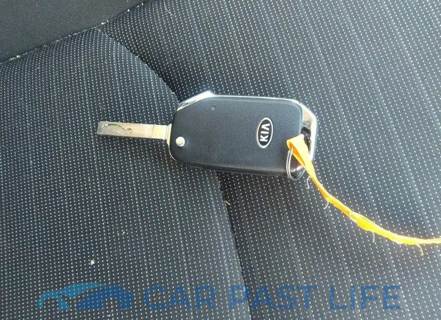 3KPF24AD7LE169571# 11