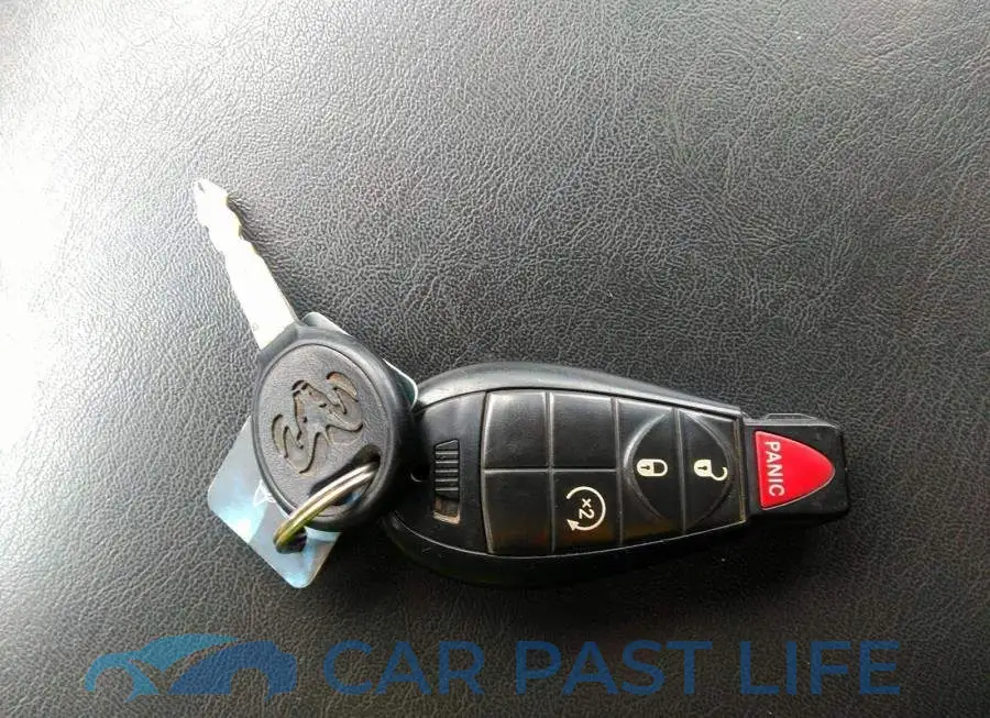 1C6RD7LT1CS244069# 11