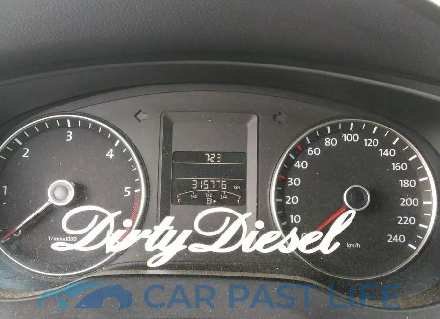 3VW3L7AJ5CM373473# 7