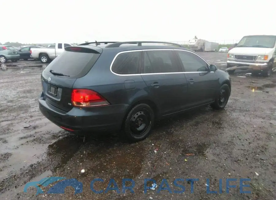 3VWMX7AJ3AM649574# 4