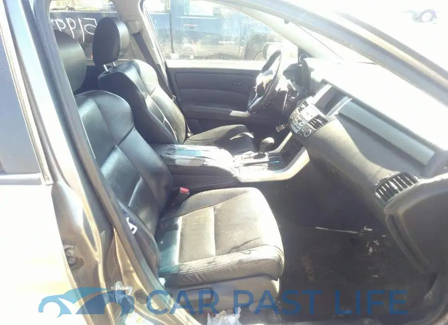 5J8TB18288A801401# 5